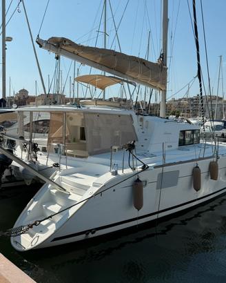 Catamarano Lagoon 440