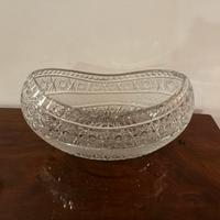 Centrotavola ovale in cristallo