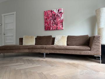 B&B ITALIA Divano Charles XL in Alcantara marrone