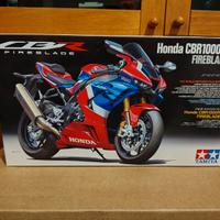 Honda cbr1000rr-r fireblade sp Tamiya