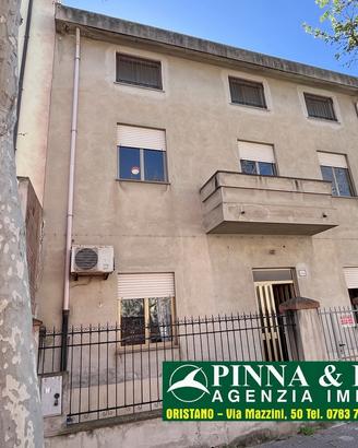 Oristano - casa indip 3 appartamenti