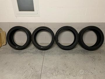 GOMME PIRELLI PZERO WINTER AUDI RS3