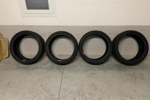 GOMME PIRELLI PZERO WINTER AUDI RS3