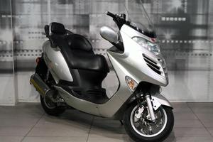 Kymco Grand Dink 250