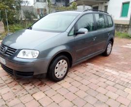 VOLKSWAGEN Touran - 2006