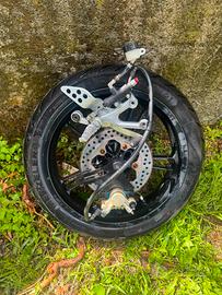 CERCHI YAMAHA R125 E IMPIANTO FRENANTE 