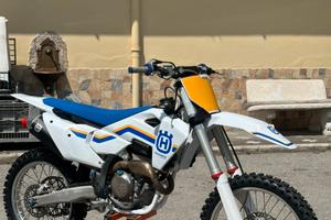 HUSQVARNA FC 250 2023 HERITAGE