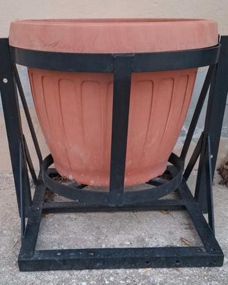 Porta damigiana o porta vaso in ferro