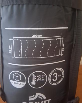Tenda e sacco a pelo a coperta