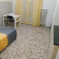 Stanza matrimoniale zona Vignolese