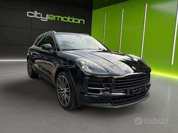 PORSCHE Macan 2.0