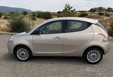 Lancia Ypsilon 1.3 MJT 95 CV GARANZIA 12 MESI