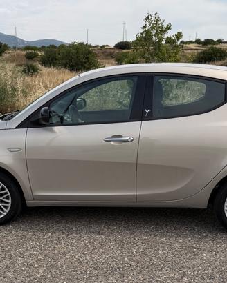 Lancia Ypsilon 1.3 MJT 95 CV GARANZIA 12 MESI