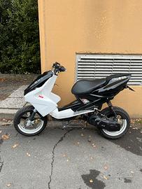 Yamaha Aerox