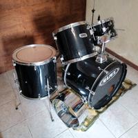 Batteria acustica