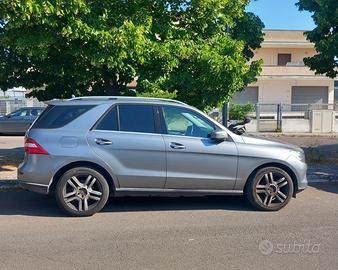 ML250 4MATIC SPORT