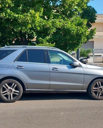 ML250 4MATIC SPORT