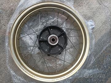 Cerchio posteriore Honda Africa twin 1000