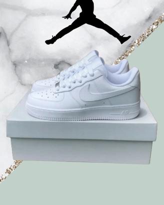 Nike Air Force 1 Bianche 
