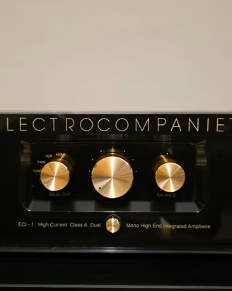 Meraviglioso amplificatore Electrocompaniet ECI1 1
