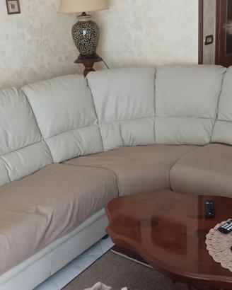 Divano angolare in ecopelle