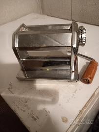 MACCHINA PER PASTA 