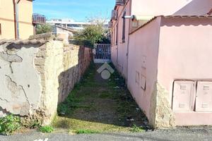 4 LOCALI A ROMA