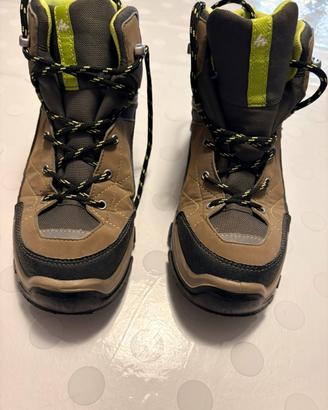 Scarponcini trekking taglia 38