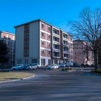 Camera matrimoniale per ragazzo lavoratore