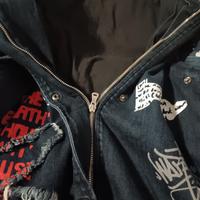 Parka denim cappuccio scritte murales