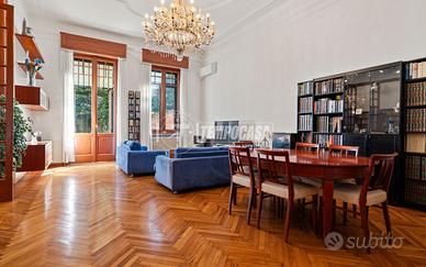 SOLUZIONE INDIPENDENTE CON GIARDINO E POSTO AUTO!