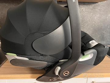 Cybex Cloud T i-Size + base isofix girevole