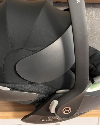 Cybex Cloud T i-Size + base isofix girevole