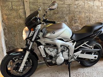 Yamaha FZ6