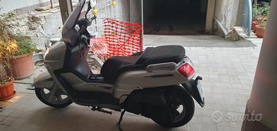 Scooter Yamaha XC 300 Versity