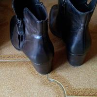 Stivaletti donna 37 neri Crispiniano 