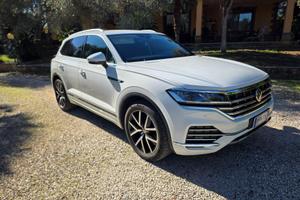 Volkswagen Touareg 3.0 V6 TDI 286CV – Garanzia VW