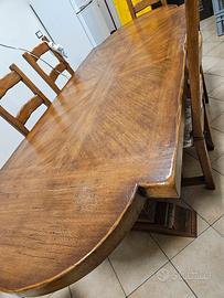 Tavolo in legno + 6 Sedie