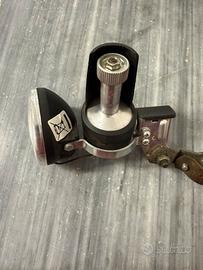 Dinamo per biciclette con fanalino