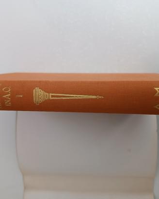 due libri con esercito italiano in africa oriental