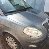 lancia Ypsilon 1.2. benzina