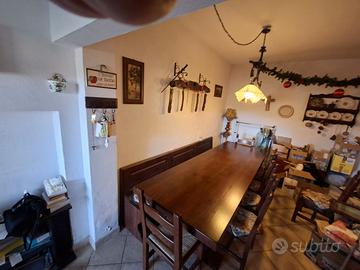 TAVOLO 3 METRI LEGNO MASSELLO E SEDIE E PANCHE