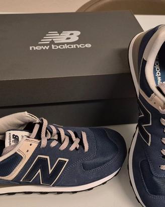 Titolo: New Balance uomo blu navy – quasi nuove