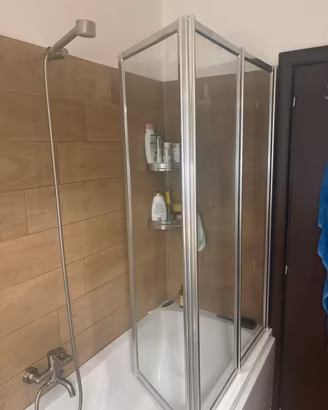 Vasca da bagno+Parete Doccia+Rubinetteria Jacuzzi