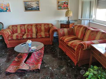 N.2 coppia di divani