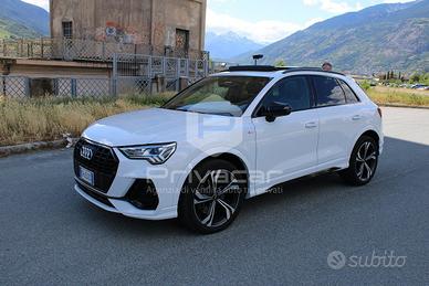 AUDI Q3 40 TDI quattro S tronic S line edition