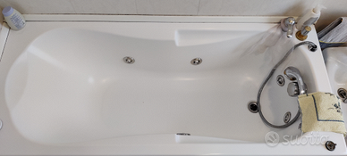 Vasca da bagno con idromassaggio novellini