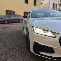 Audi tt 45tfsi quattro sline