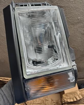 Faro dx Iveco gamma z ( 1977 - 1990 )