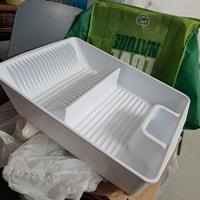 cola piatti e posate bianco 